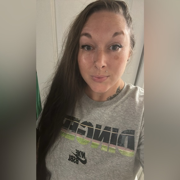 ⭐ about me/my closet ⭐ - Picture 5 of 16